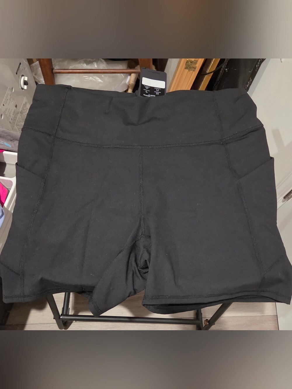 NWT 3X Fabletics Black Oasis High Waisted Women's Bike Shorts 6"